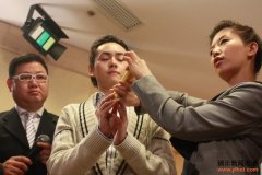 ����ʦ����ѧ����δ�ܽ� AVǰŮ�ź���ө��������ʾ��������